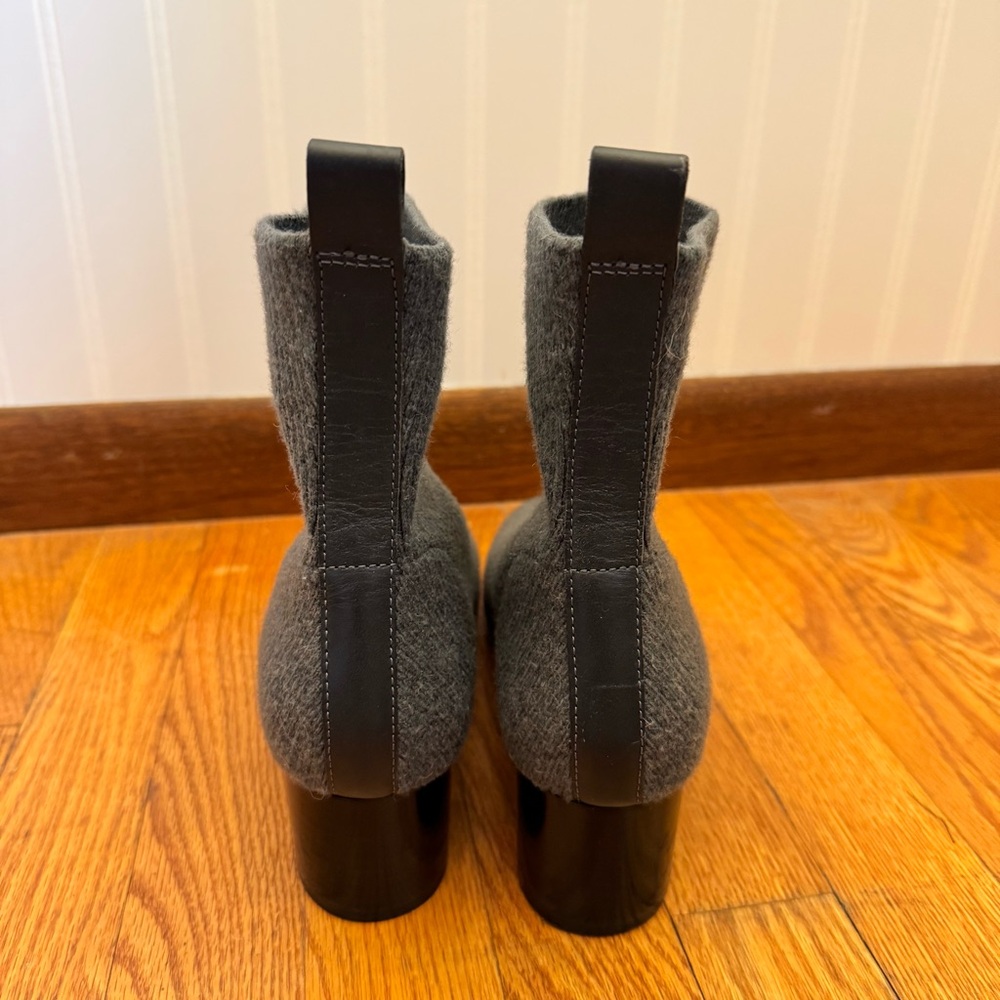 Everlane The Glove Boot Women’s Wool Blend Gray Booties Size 11 - Picture 3 of 11